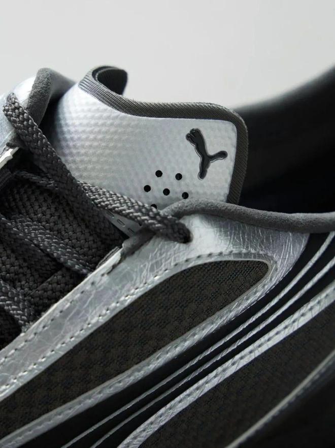 4双sneakers值得一冲！当「液态银」成春夏潮人招牌色这(图9)