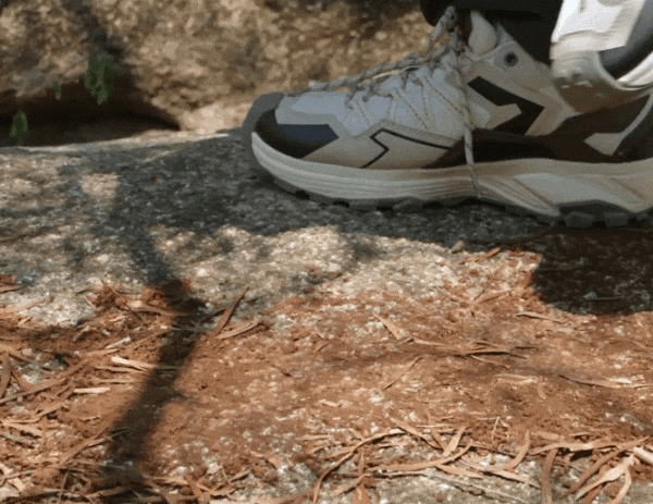 定爬山但是爱穿山地鞋?松弛到底的年轻人:不一(图14) 定爬山但是爱穿山地鞋?松弛到底的年轻人:不一(图14)