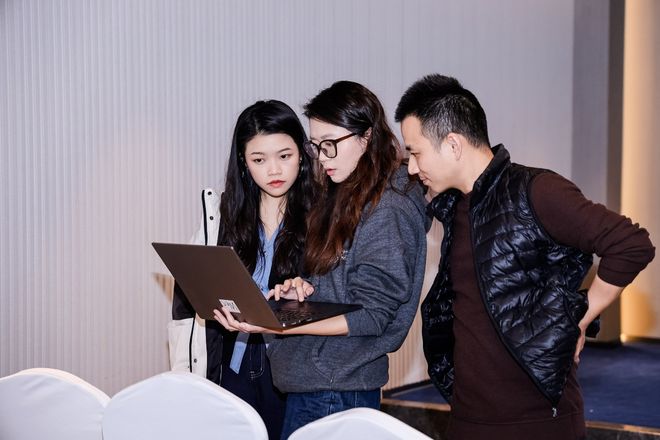 +AI+权益三重赋能共拓增长新空间京东服