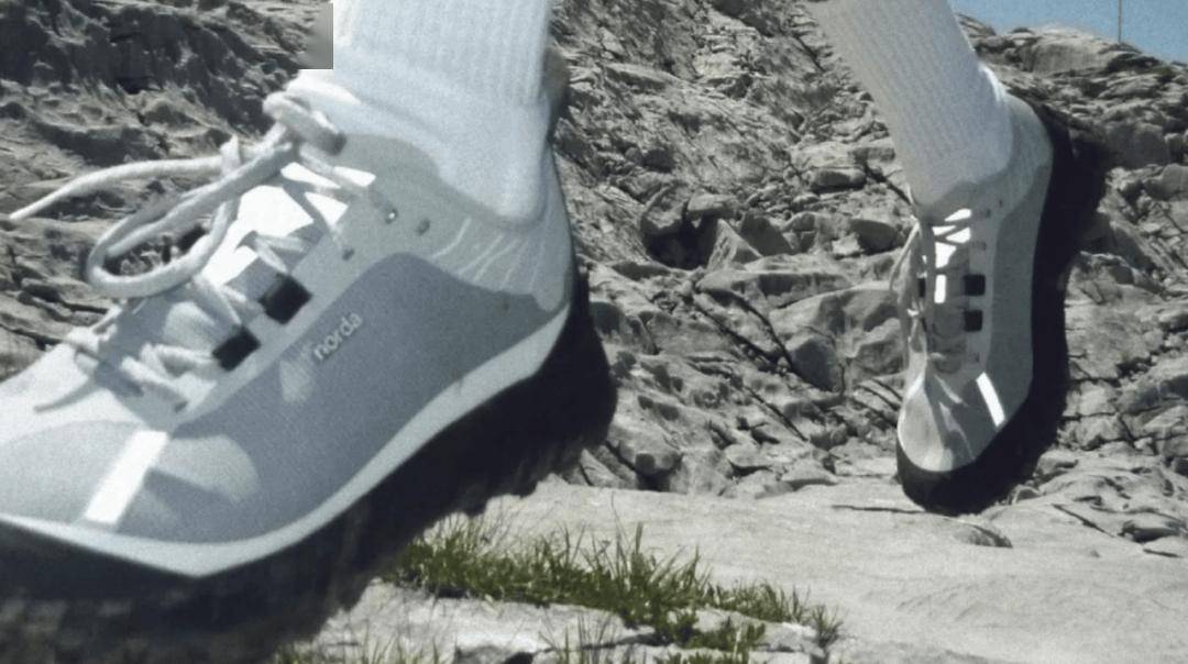 球鞋的潮流时尚张力国际鞋履｜实战篮(图11)