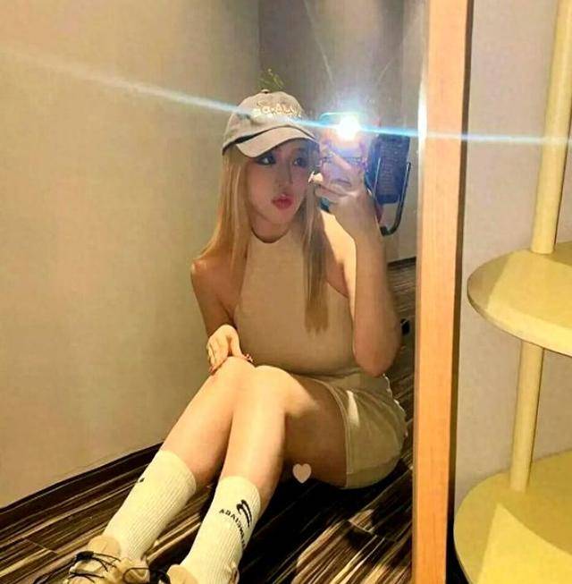 自曝得梅毒欠债太多下海惹争议29岁网红口子姐去世父亲病逝(图15)